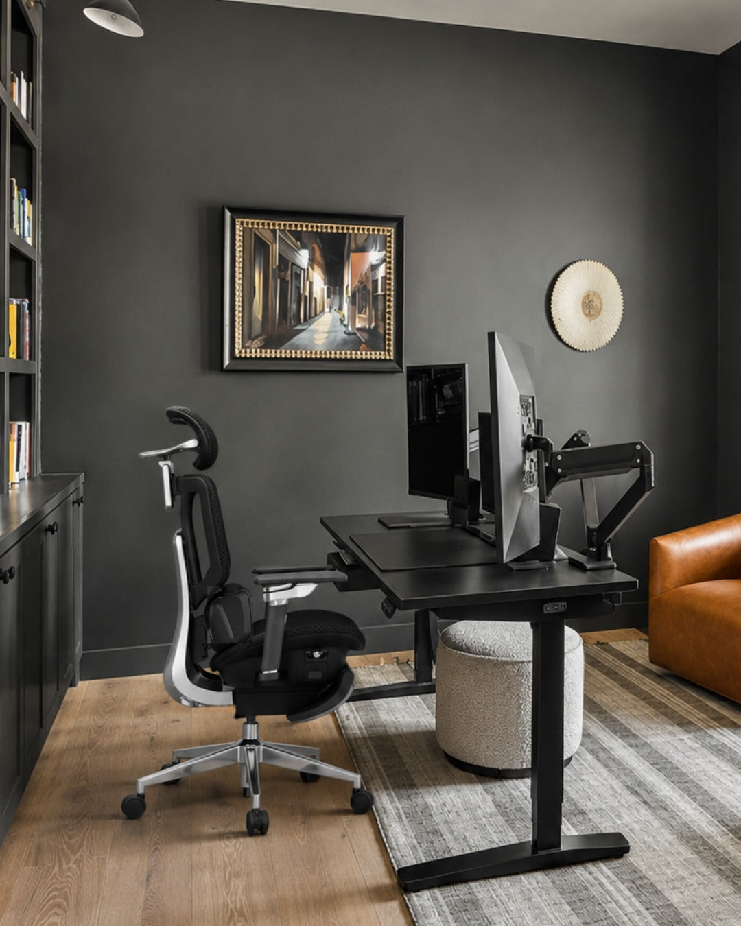 How to Adjust a Shared Ergonomic Office Chair for Hot Desking