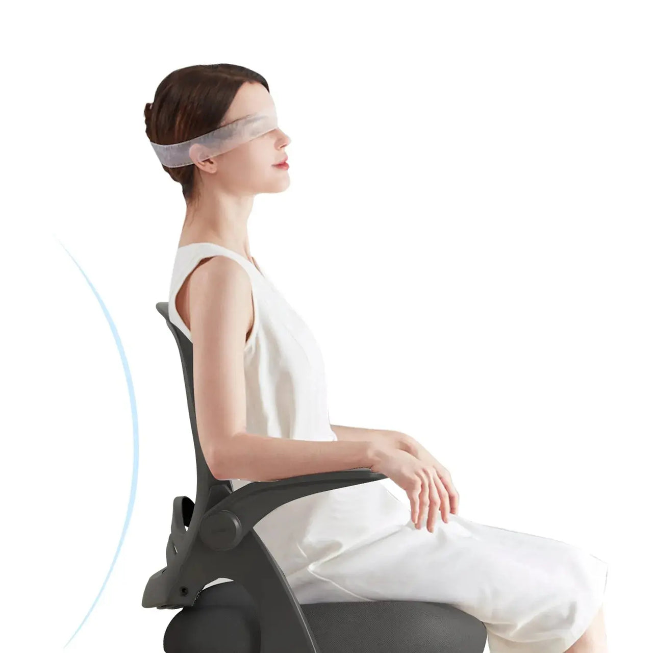 HBADA Penguin-inspired Office Chair -J1 black in use~0
